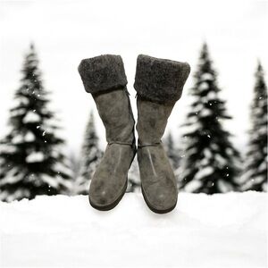 Lined MuK Luks Size 7 women's Grey